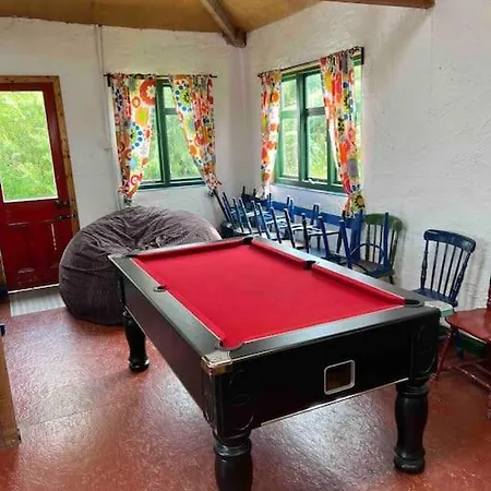 Wicklow Wild Glamping Shepherds Huts At Greenan Maze Kamp alanı Rathdrum